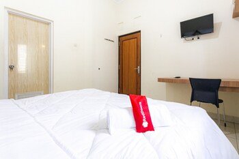 koolkost syariah near universitas muhammadiyah surakarta caters to women