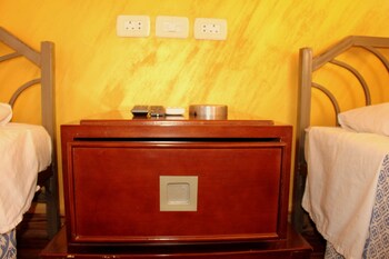 shurooq shams hotel and tours by sunrise