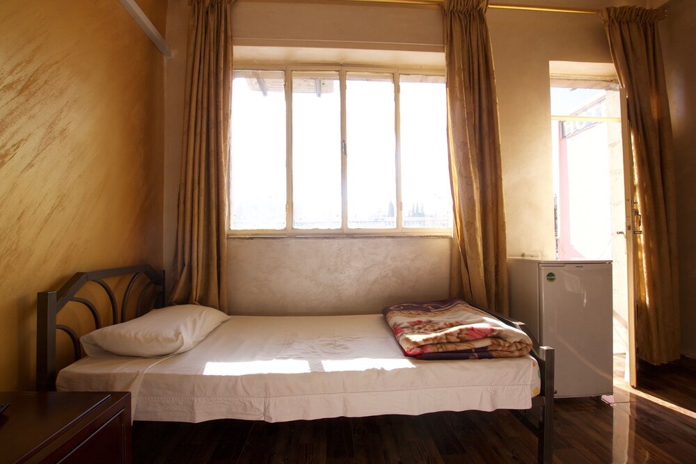shurooq shams hotel and tours by sunrise