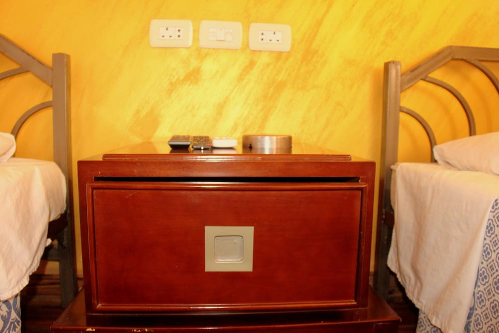 shurooq shams hotel and tours by sunrise