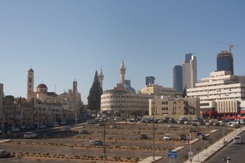 shurooq shams hotel and tours by sunrise