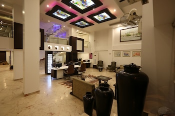 hotel le roi new delhi railway station