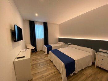 hostal luz del sol barbate