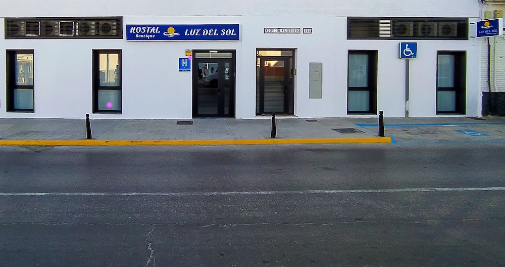 hostal luz del sol barbate
