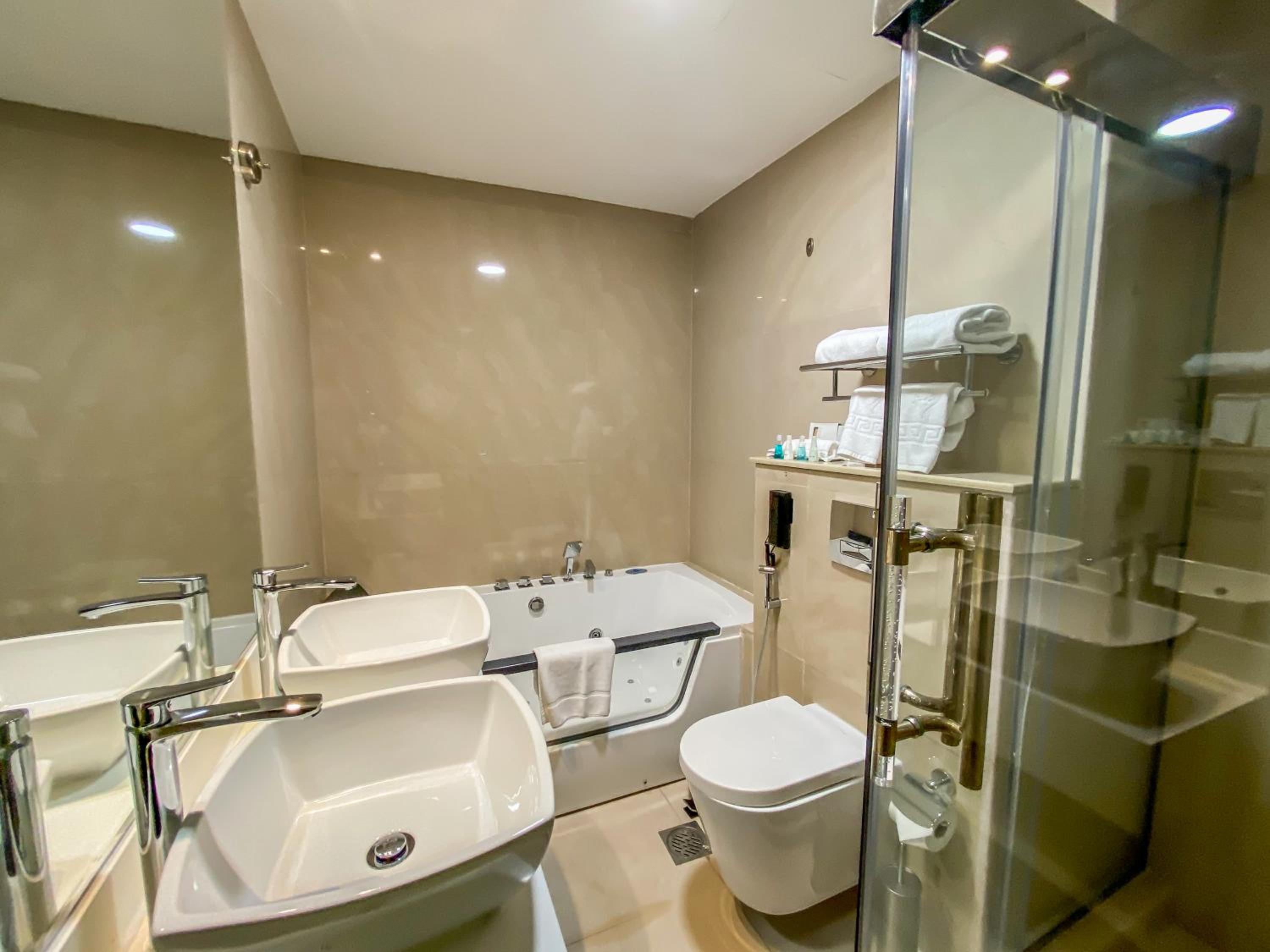 mirage bab al bahr hotel