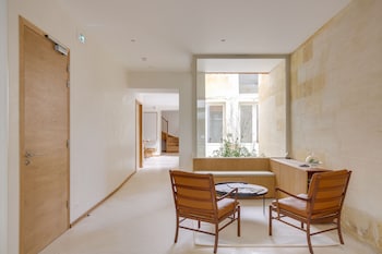 Badon Boutique Hotel,8 Rue De La Porte Bouqueyre,4 star