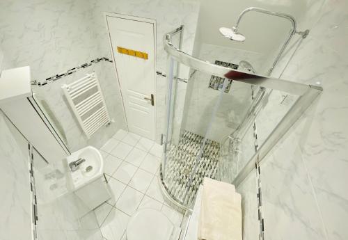 reims sherpa guest house