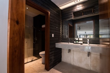 casa del jaguar beach hotel