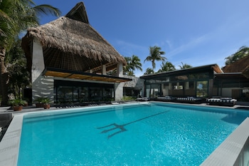 casa del jaguar beach hotel