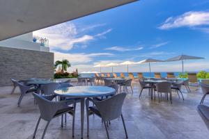 maxwell residences at indah