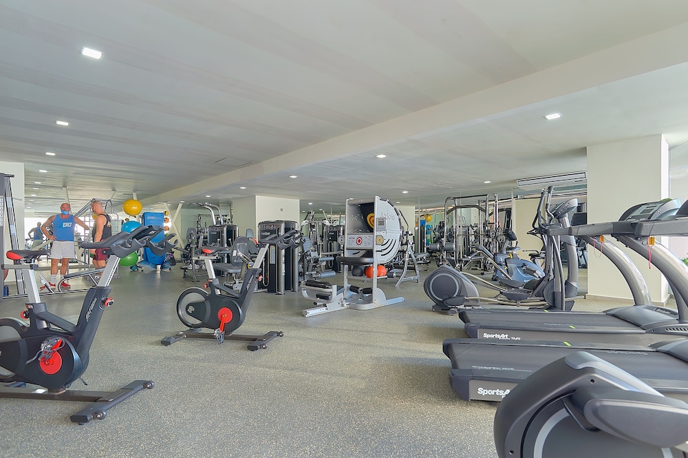 maxwell residences at indah