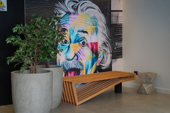 fulton business luxury hotel