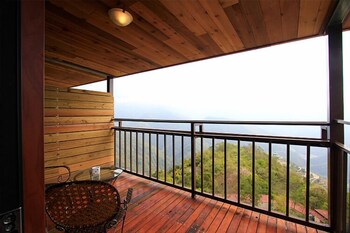 stream yurt campground