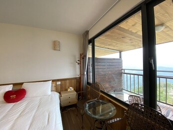 stream yurt campground