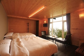 stream yurt campground