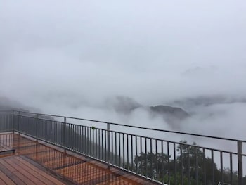 stream yurt campground