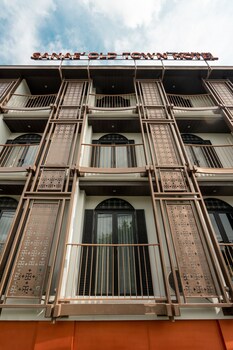 sanae oldtown hotel