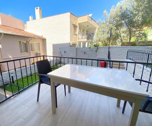 azize palas apart otel