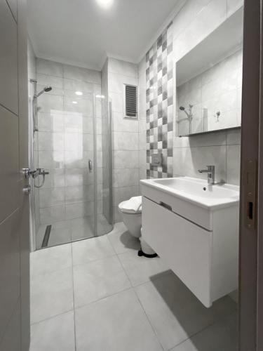 azize palas apart otel