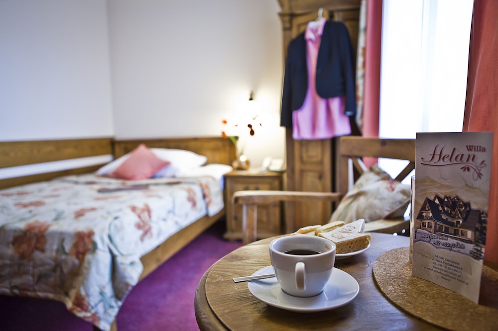 helan family and garden