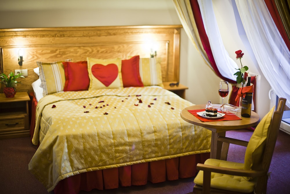 helan family and garden