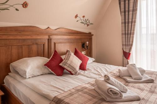 helan family and garden