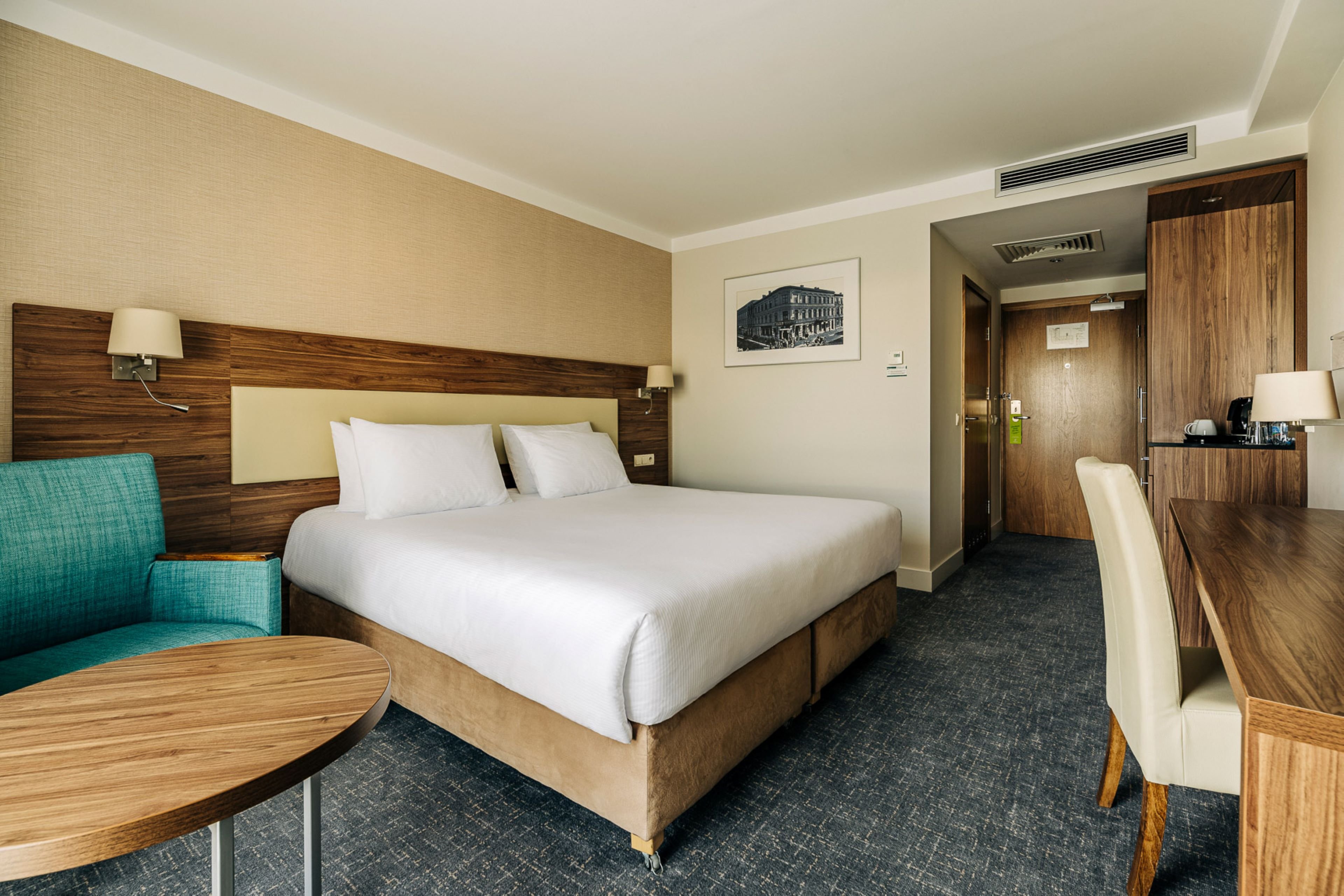 holiday inn lodz by ihg