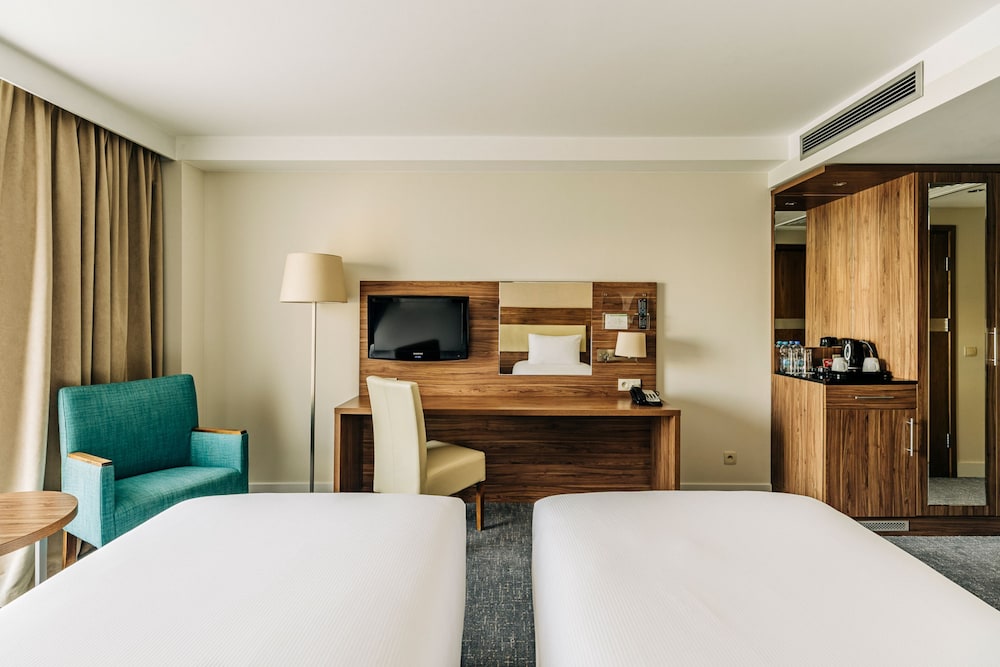 holiday inn lodz by ihg