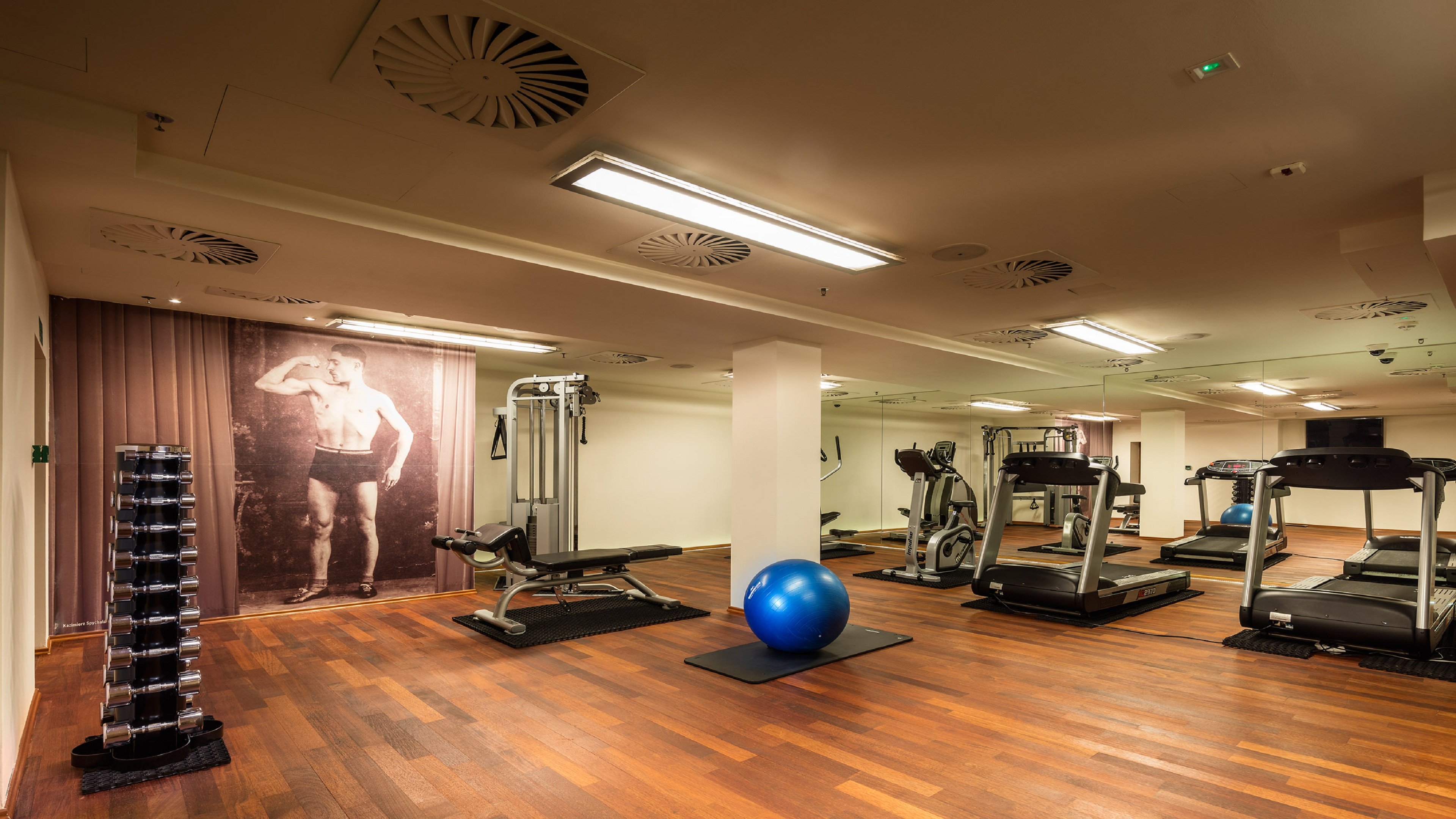 holiday inn lodz by ihg