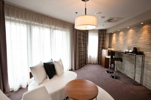 holiday inn lodz by ihg