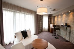 holiday inn lodz by ihg