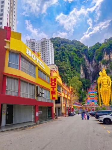 Batu Caves Hotel,,2 star