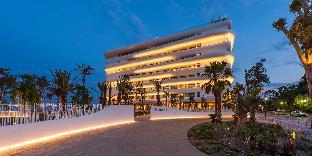 isla brown corinthia resort and spa curio collection hilton