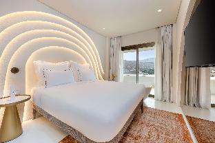 isla brown corinthia resort and spa curio collection hilton