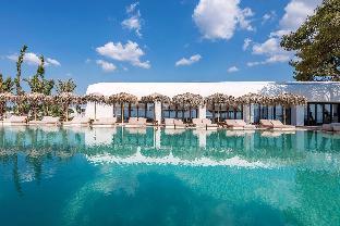 isla brown corinthia resort and spa curio collection hilton