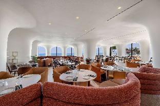 isla brown corinthia resort and spa curio collection hilton