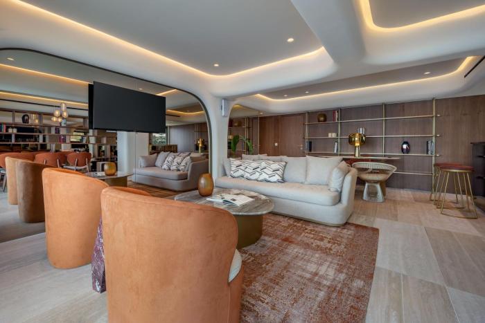 isla brown corinthia resort and spa curio collection hilton