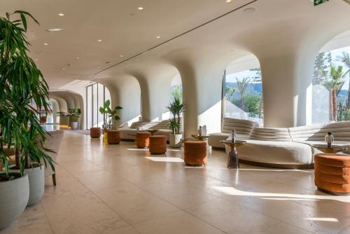 isla brown corinthia resort and spa curio collection hilton