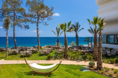 isla brown corinthia resort and spa curio collection hilton