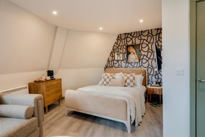 your apartment clifton village