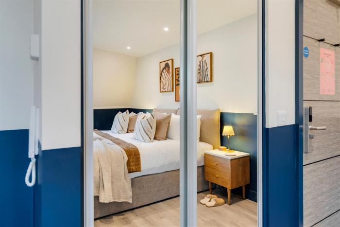 your apartment clifton village