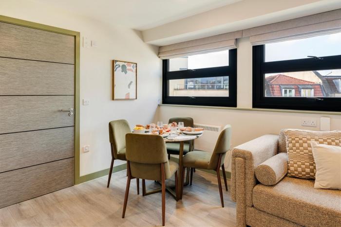 your apartment clifton village