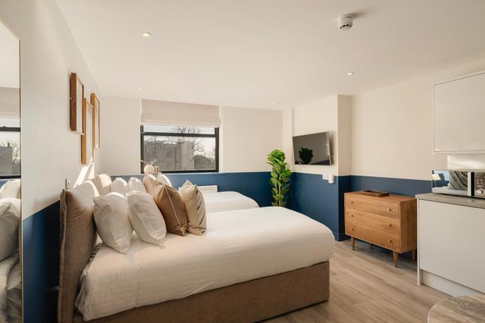 your apartment clifton village