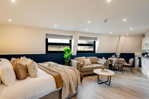 your apartment clifton village