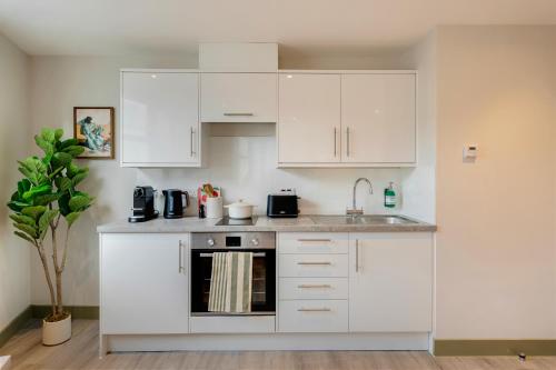 your apartment clifton village