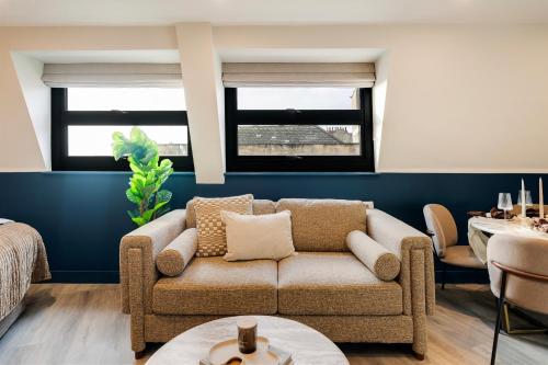 your apartment clifton village