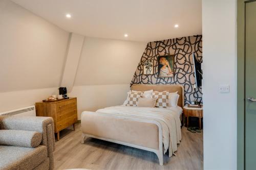 your apartment clifton village