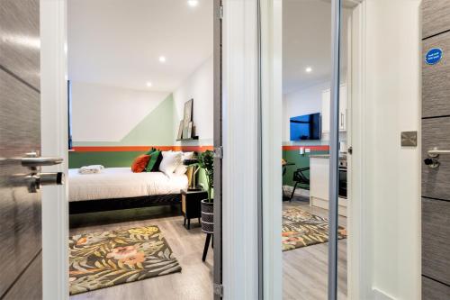 your apartment clifton village