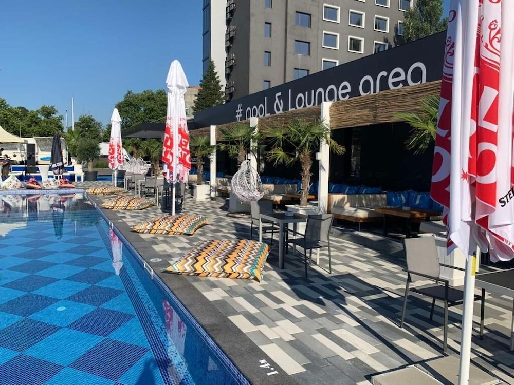 urban hotel