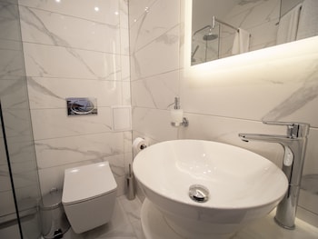 the moon boutique hotel